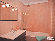 family surfcamp's holiday house, bathroom with bathtub family surfcamp's holiday house, bathroom with bathtub